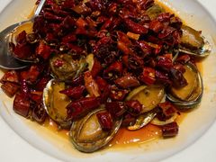 辣炒小鲍鱼-开海·红岛海鲜虾水饺(石老人店)