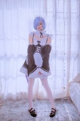 -星元素cosplay动漫摄影写真工作室