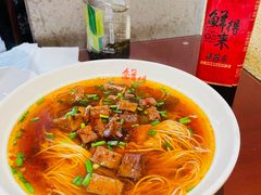 辣酱面-鲜得来排骨年糕(云南南路店)