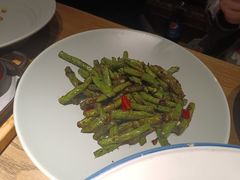 -蜜桃餐厅·伴山(湖滨商业街店)