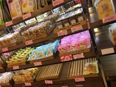 面包甜点陈列柜-御品轩(锦园店)