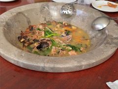 -姚记抚仙湖石锅鱼庄