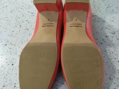 -莱靓奢侈品洗护改衣店(新世界百货崇文店)