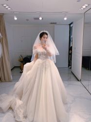 -GRACE KELLY婚纱与礼服(北京店)