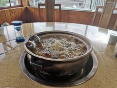 -东巴谷野生菌火锅餐厅