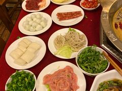 -山城年华老火锅(玉林店)