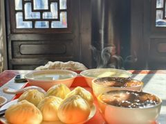 猪肉三鲜包子-天兴居(鲜鱼口街店)