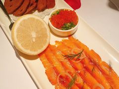 温热烟熏三文鱼-壳里西餐厅Coquille Seafood Bistro(蒙自路店)