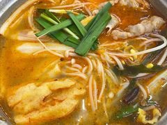 -汤小云火锅米线(钻汇广场店)