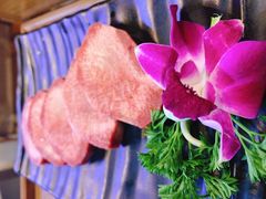 厚切牛舌-唯成•韩国炭火烤肉 유성고기