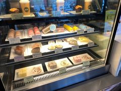 面包甜点陈列柜-麦当劳(四川北路店)