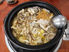 -菌之家·专业纯野生菌火锅·特色炒菌