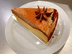 肉桂巴斯克蛋糕-Seesaw Coffee(芮欧百货店)