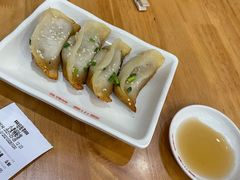 -小姜锅贴(凤凰街店)