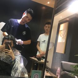 -苑苑发型设计