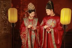 -唯一视觉婚纱摄影(石首店)