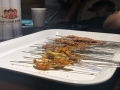 -三个大叔烤羊肉串·炭炉砂锅菜(西三旗店)