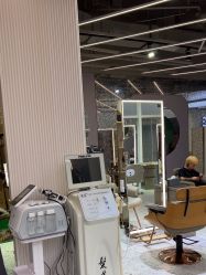 -PE SALON 