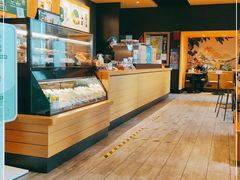 自助取餐区-星巴克(兰州中川机场T2出发店)