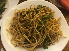 -滇香肴·云南菜蒸汽石锅鱼(云南北路店)