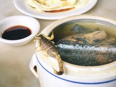 党参乌鸡炖蝎子-国英炖品店(甲子路店)