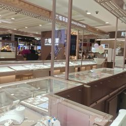 -六福珠寶(百联南方购物中心店)