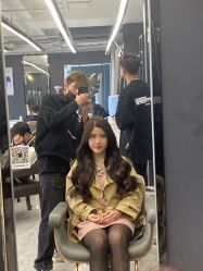 -藤野造型烫发染发