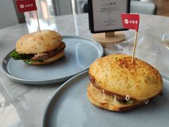 -必胜客(上海新南方商城PH店)