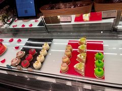 -Salon de The de Joel Robuchon(外滩18号店)