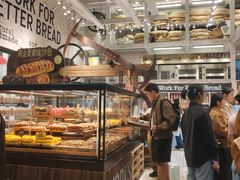 -面包工坊(七彩云南第一城店)