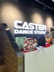 -CASTER跳舞俱乐部