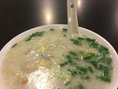 滑鸡粥-伍湛记 · 广州老字号(龙津中路店)