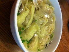 鲜肉馄饨-周素珍湖州大馄饨(直戒坛寺巷店)