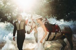 唯美浪漫-巴黎婚纱摄影工作室