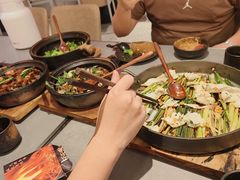 -不二啫·广府啫啫煲(江燕路万科里店)
