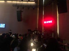 -TZ House音乐现场(来福士中心店)