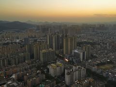 -景月阁空中食府(希尔顿酒店)
