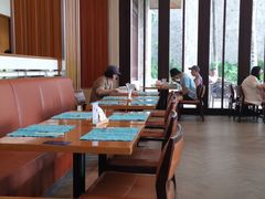 -亚龙湾希尔顿自助餐厅·海鲜·烧烤·沙滩BBQ·现场乐队
