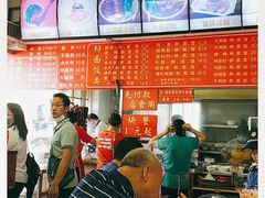 -香辉食馆(新兴路店)