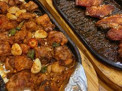 -老东镇啤酒屋海鲜加工·蒸汽海鲜·海鲜烧烤(台东店)