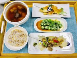 点击看大图 -和伊母婴护理中心·全套房(金山店)