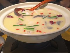 -老阿爸鲜鱼土菜(昆山花桥店)