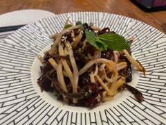 摩梭油鸡枞-中8楼风尚云南菜(颐堤港店)