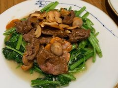 -Hoang Yen Vietnamese Cuisine