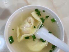 鸡汤虾肉大馄饨-绿杨馄饨临顿路店