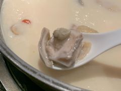 -煲宫猪肚鸡(昆山金鹰国际购物中心店)