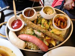 香肠大拼盘-Restaurant Paulaner am Dom