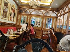 -秘密旅行Bonjour(黑金冠 江南西店)