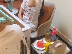 -鑫意棋牌会所(长寿路智慧广场店)