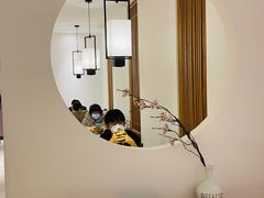 景观位-闫府私房菜·百年鲁菜(恒隆店)
